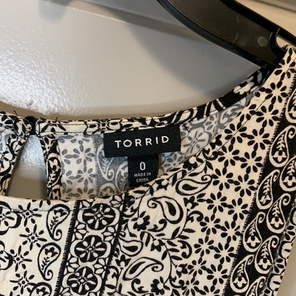 Torrid Maxi Dress - Picture 11 of 15